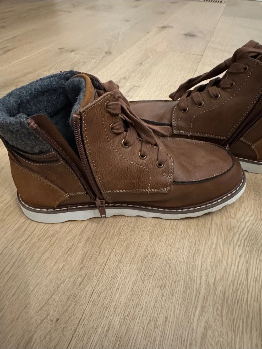 Kids High-Top Sneaker Boots